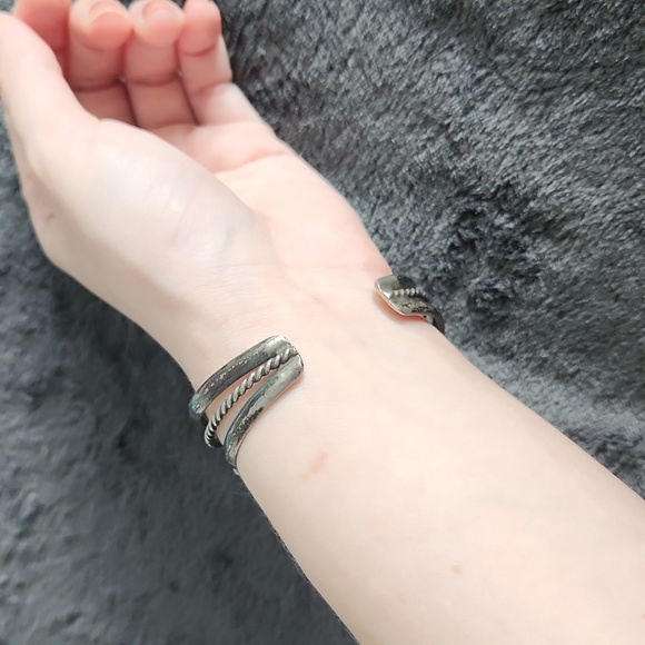 Silver and turquoise bracelet - Picture 2 of 10